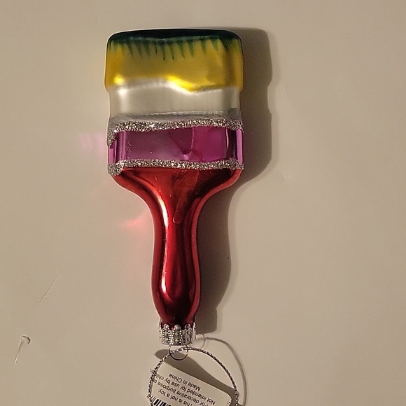 Bloomingdale's Paint Brush Glass Christmas Tree Ornament Decoration - Picture 2 of 3